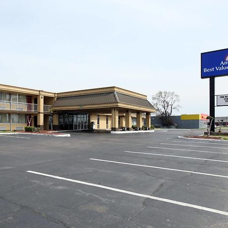 Americas Best Value Inn & Suites Greenville Bagian luar foto